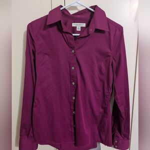 Button-Down Shirt in Deep Raspberry
